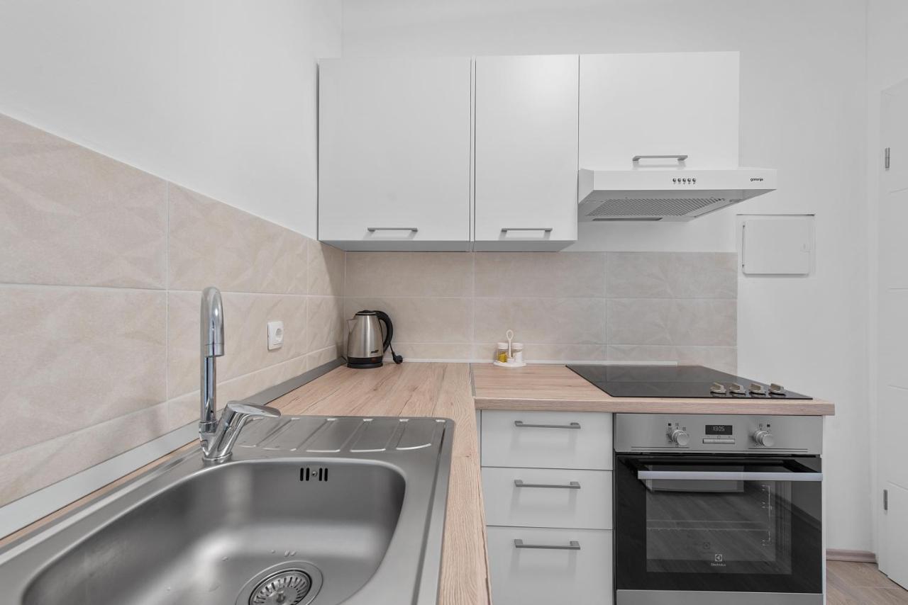 Mima Apartments Rijeka Bagian luar foto