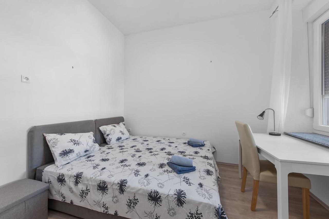 Mima Apartments Rijeka Bagian luar foto
